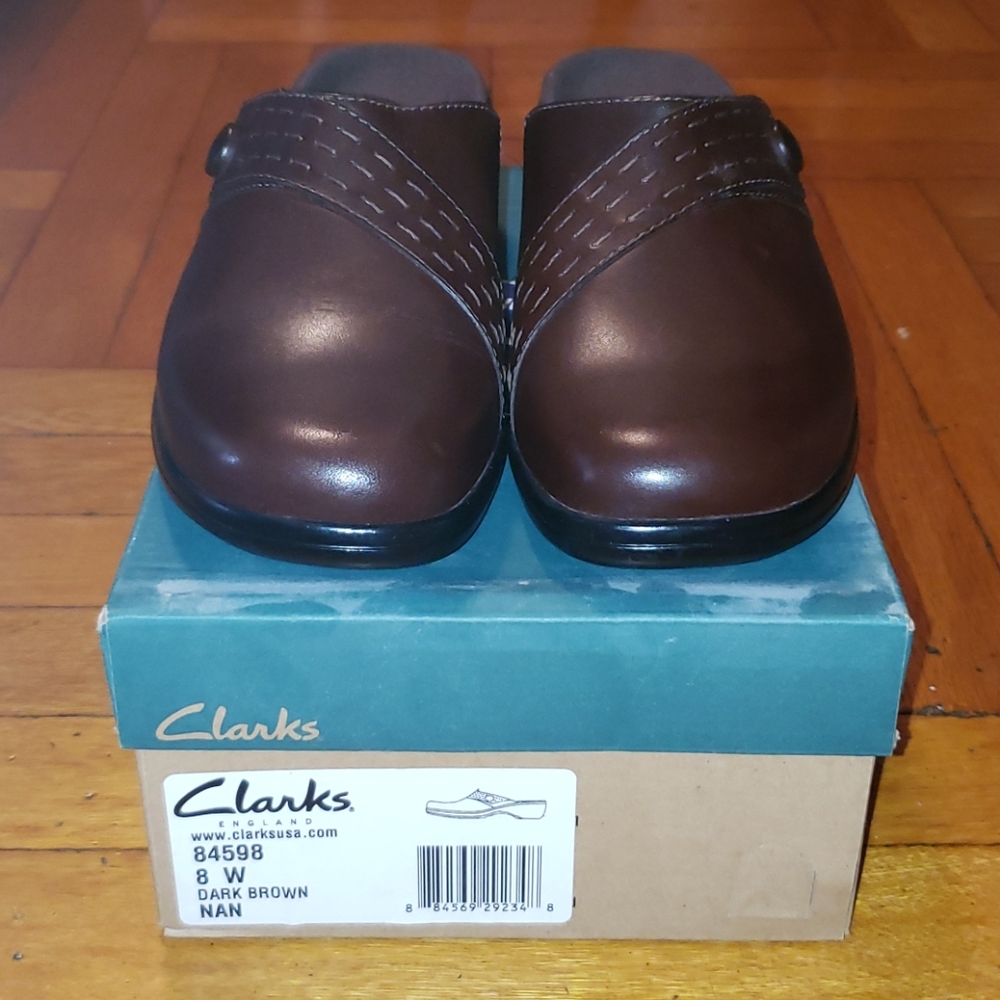 Clark's clog